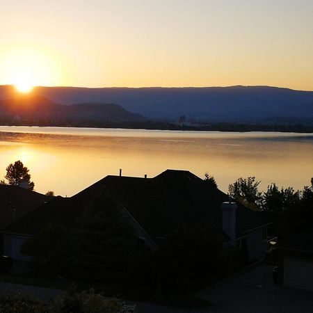 Casa Grande Lakeview House West Kelowna Ruang foto